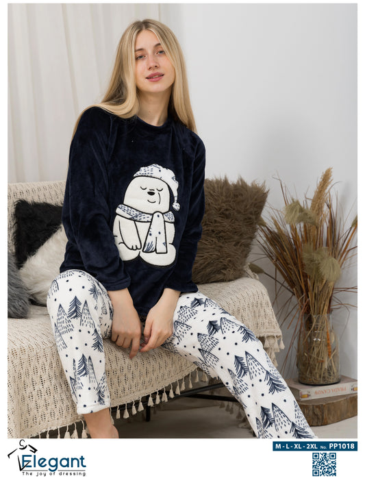 Polar PJ Navy - Bear Relaxing time