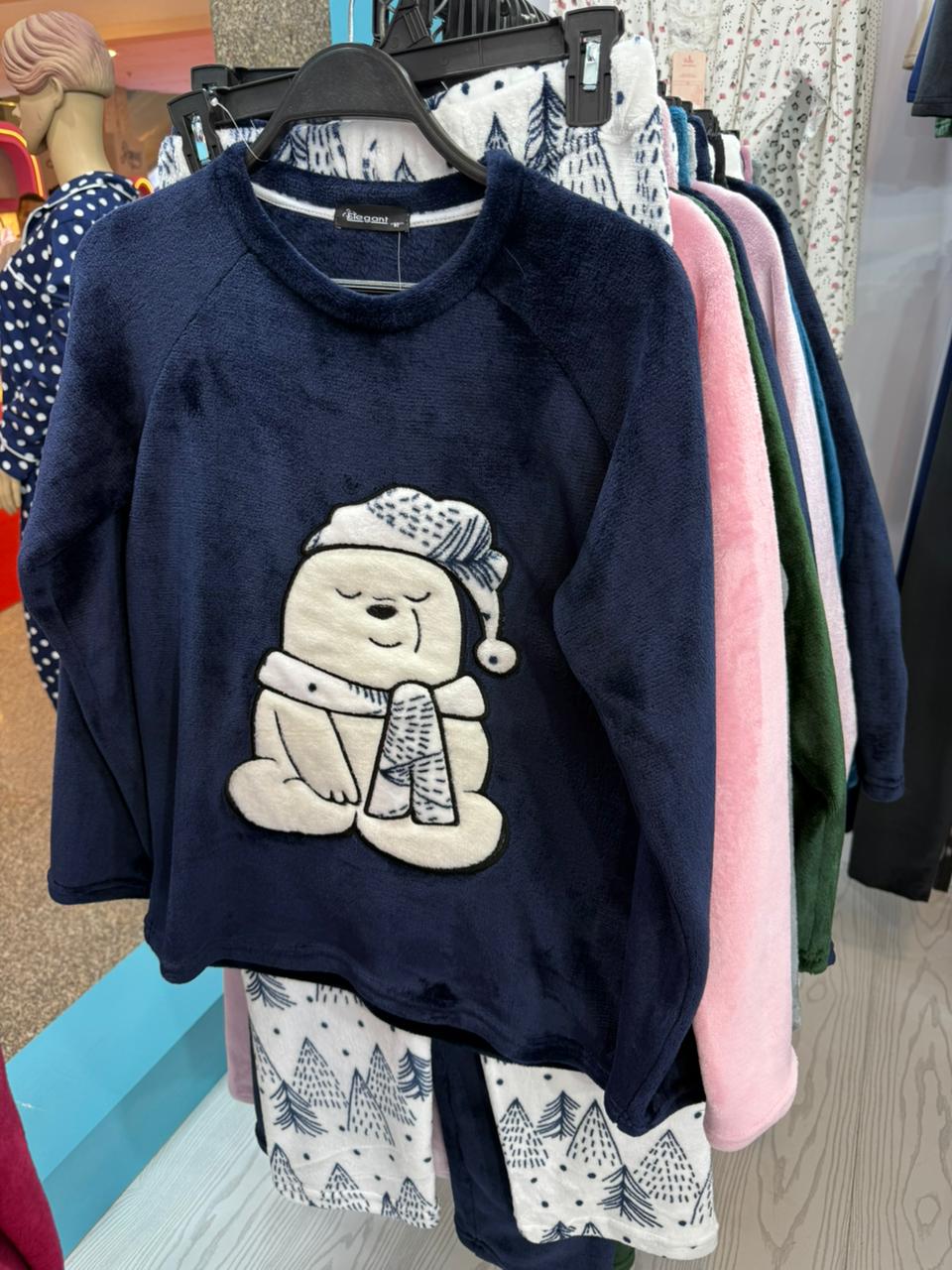 Polar PJ Navy - Bear Relaxing time