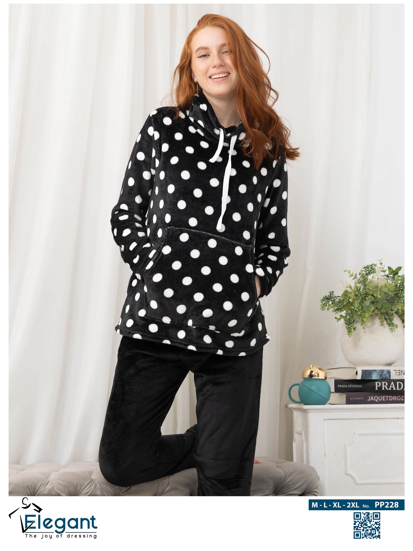Polar PJ Turtleneck - Polka Dots Black/Black