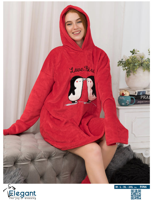 قميص نوم كبير الحجم مع حذاء - زوجان من البطريق الأحمر