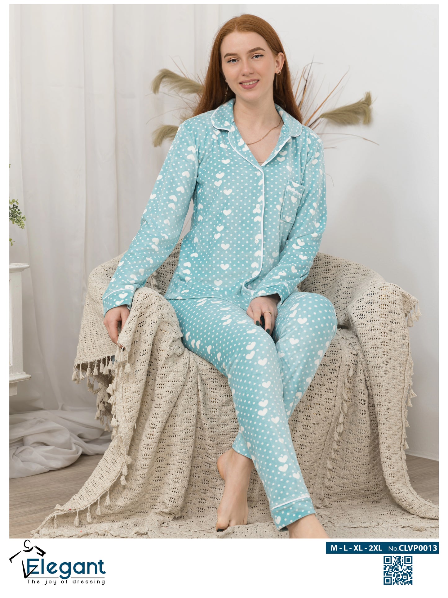 Velvet Classic - Dotty Hearts Aqua