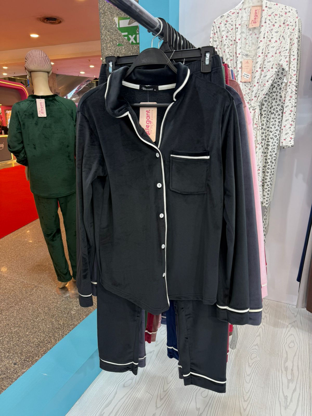 Velvet Classic Pyjama - Black